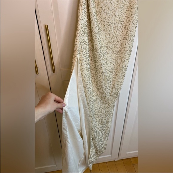 MARCIANO Cream Beaded Gown With Open Back & Slit Detail - Picture 4 of 8